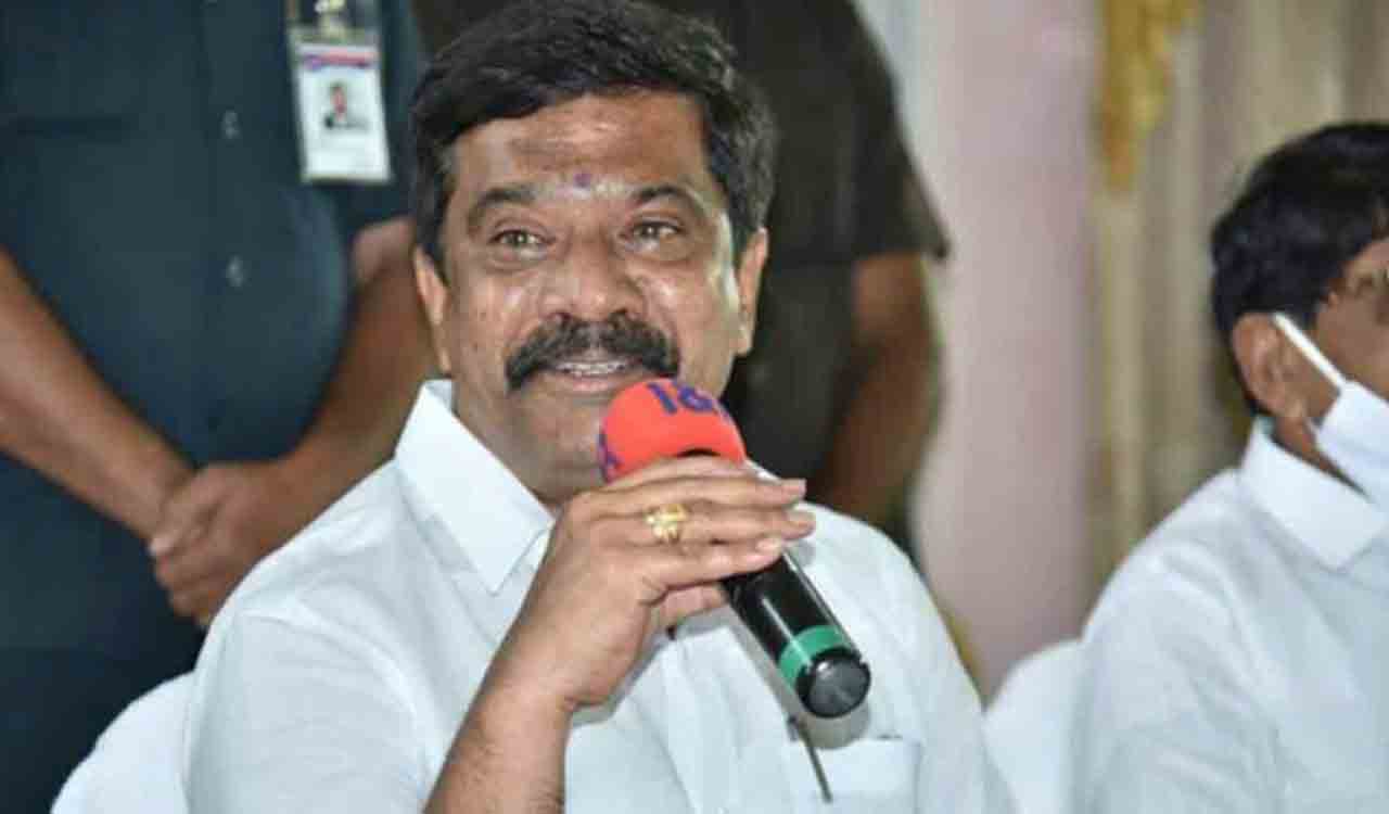 Revanth unable to implement his poll promises: Prashanth Reddy