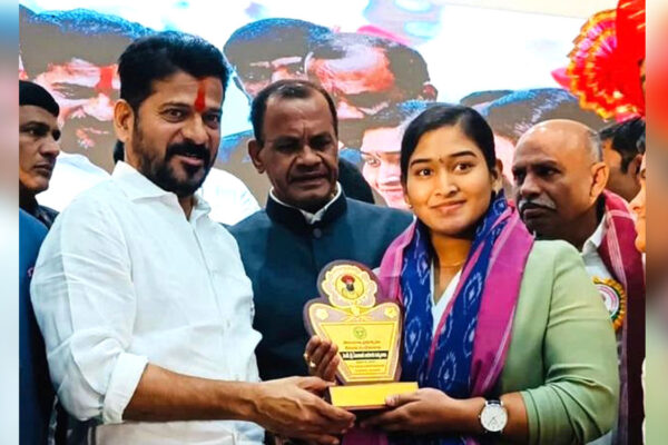 State lifter Sukanya honoured by Chief Minister A Revanth Reddy