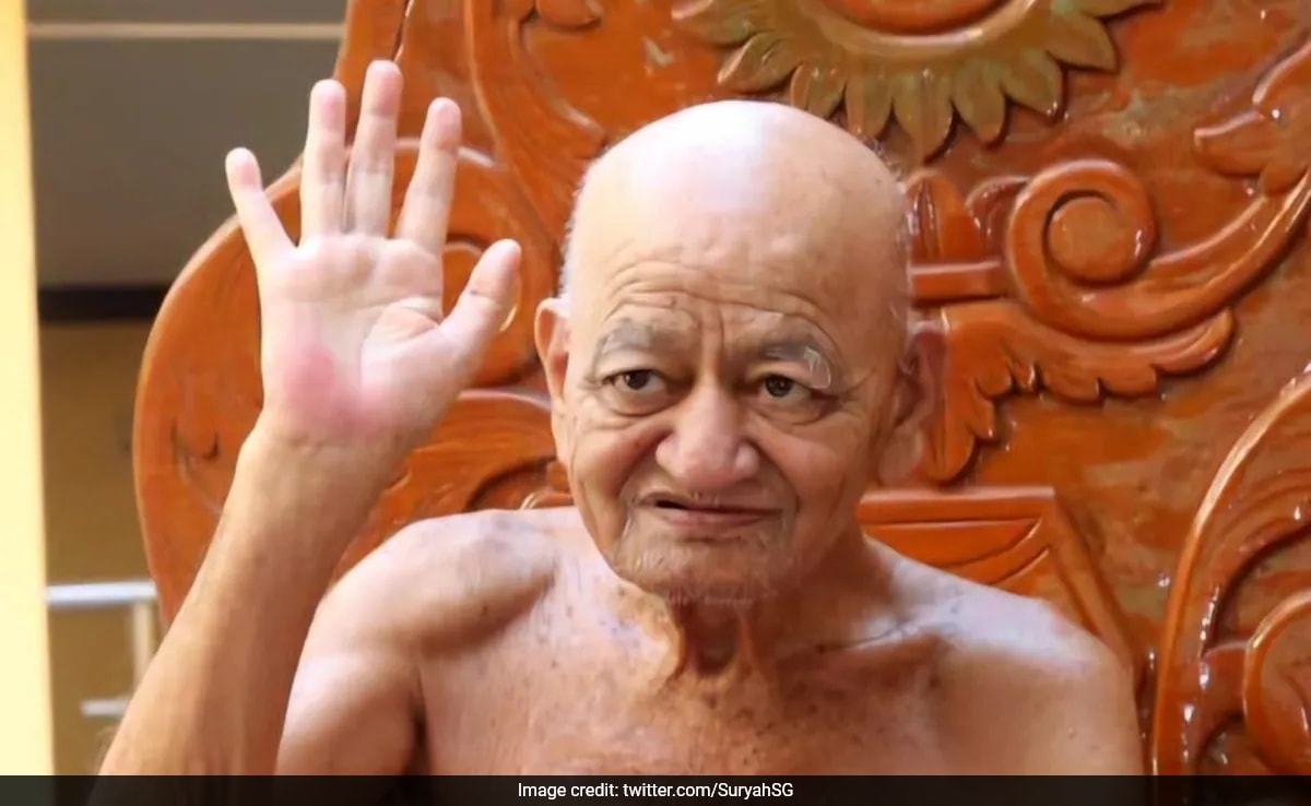 Jain Seer Acharya Vidyasagar Maharaj Dies In Chhattisgarh