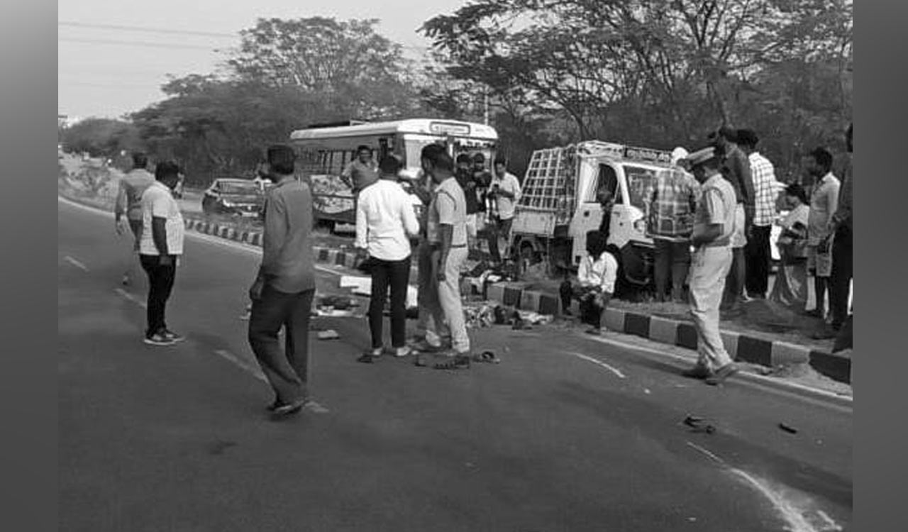 Tragedy strikes Siddipet as road mishap leaves father-son duo dead, 12 injured