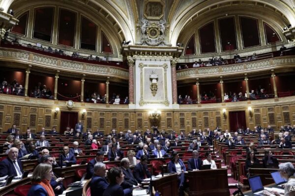 French Senate Votes To Make Abortion A Constitutional "Freedom"