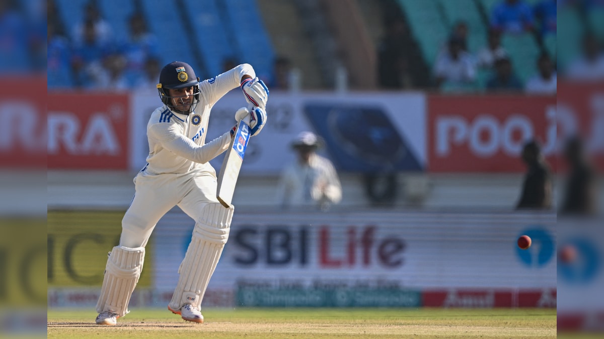 3rd Test, Day 4 Live: Gill, Kuldeep Steady For India, England Eye Wickets