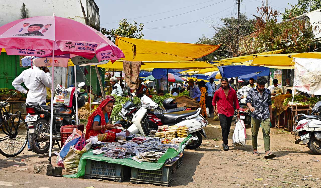 Hyderabad: Rising heat sparks fear of waterborne diseases, heat strokes