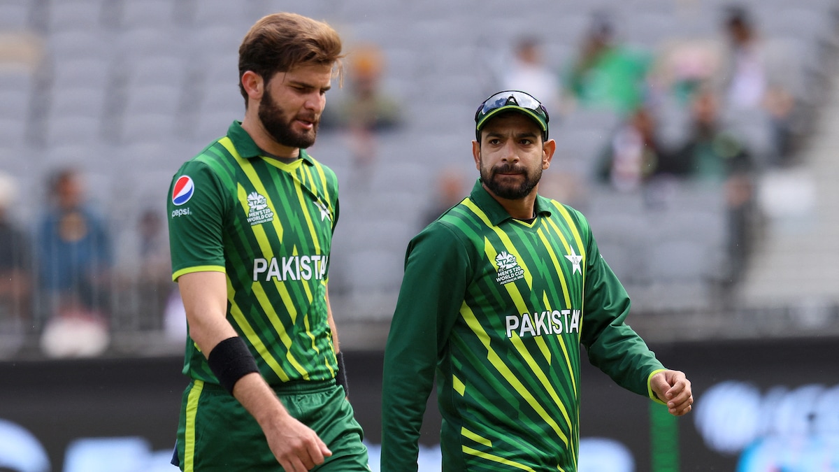 Pak Legend Shahid Afridi 'Can't Understand' Haris Rauf's Bowling Struggles