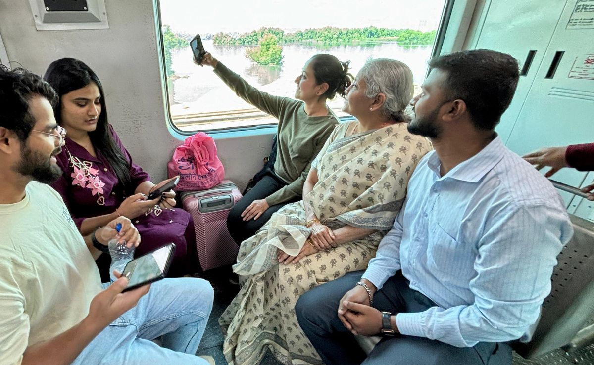 Pics: Nirmala Sitharaman's Mumbai Local Train Ride, Selfies With Commuters