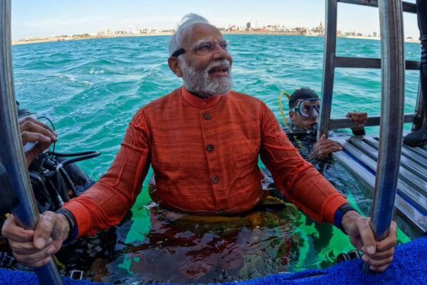 Watch: PM Modi's Underwater Puja In Gujarat's Dwarka