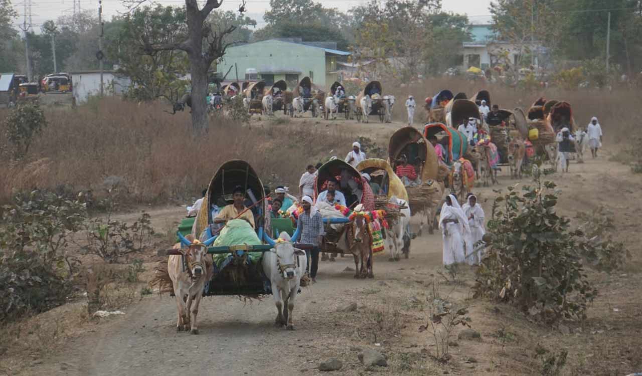 Nagoba Jatara: Mesrams leave Keslapur and camp in Shyampur