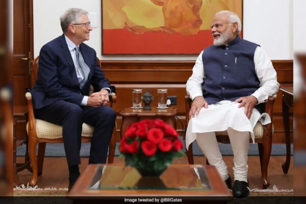 PM Modi Meets Bill Gates, Discuss "AI For Public Good, Innovation"