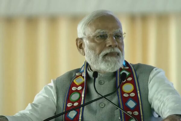 "Money Announced For Farmers Were Looted": PM Modi Attacks INDIA Bloc