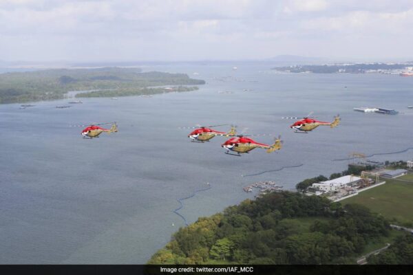 Watch: Air Force's Chopper Display Team Sarang Dazzles At Singapore Airshow