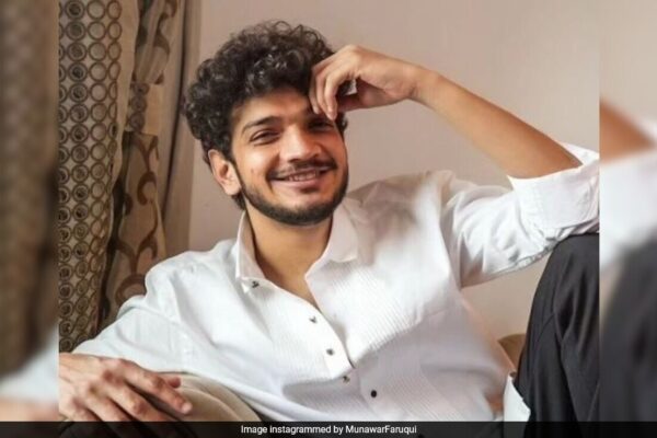 "Papa Kehte Hain…": Munawar Faruqui On Aditya Narayan's Viral Video