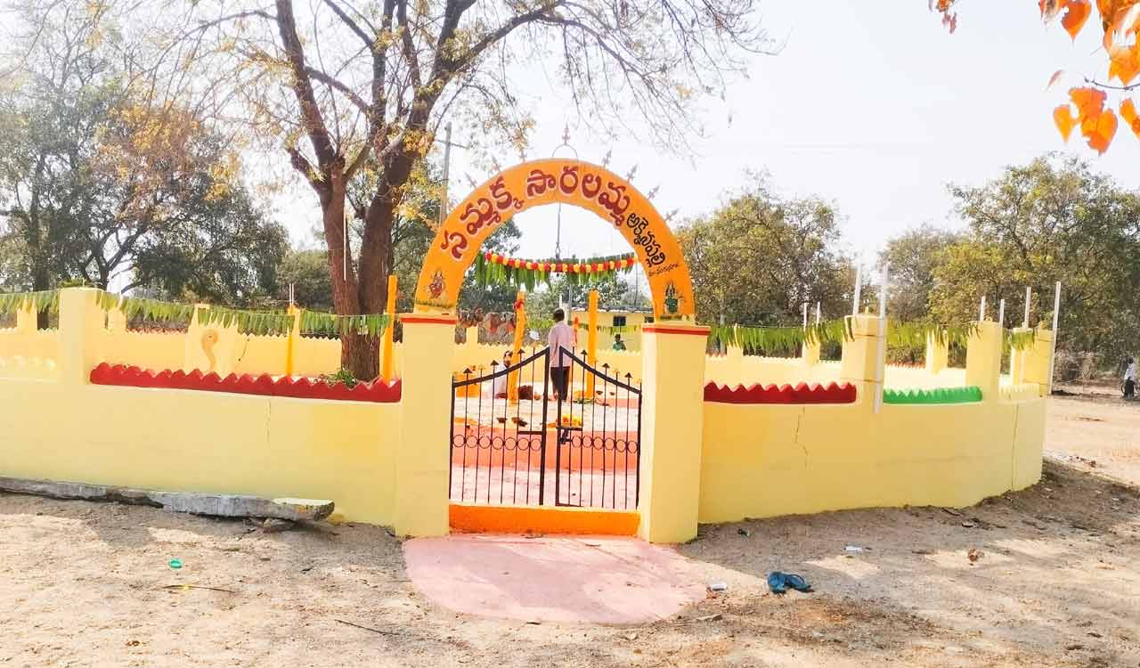 Mini altars decked up for biannual festivities in Siddipet