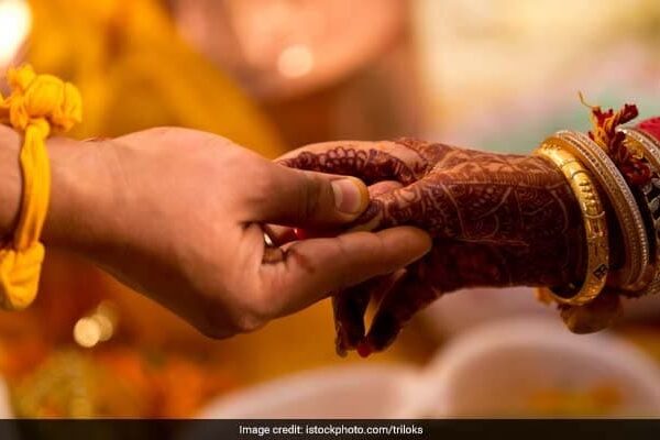 Marriage Proposal "Not Reaching Desired End" Not Cheating: Supreme Court