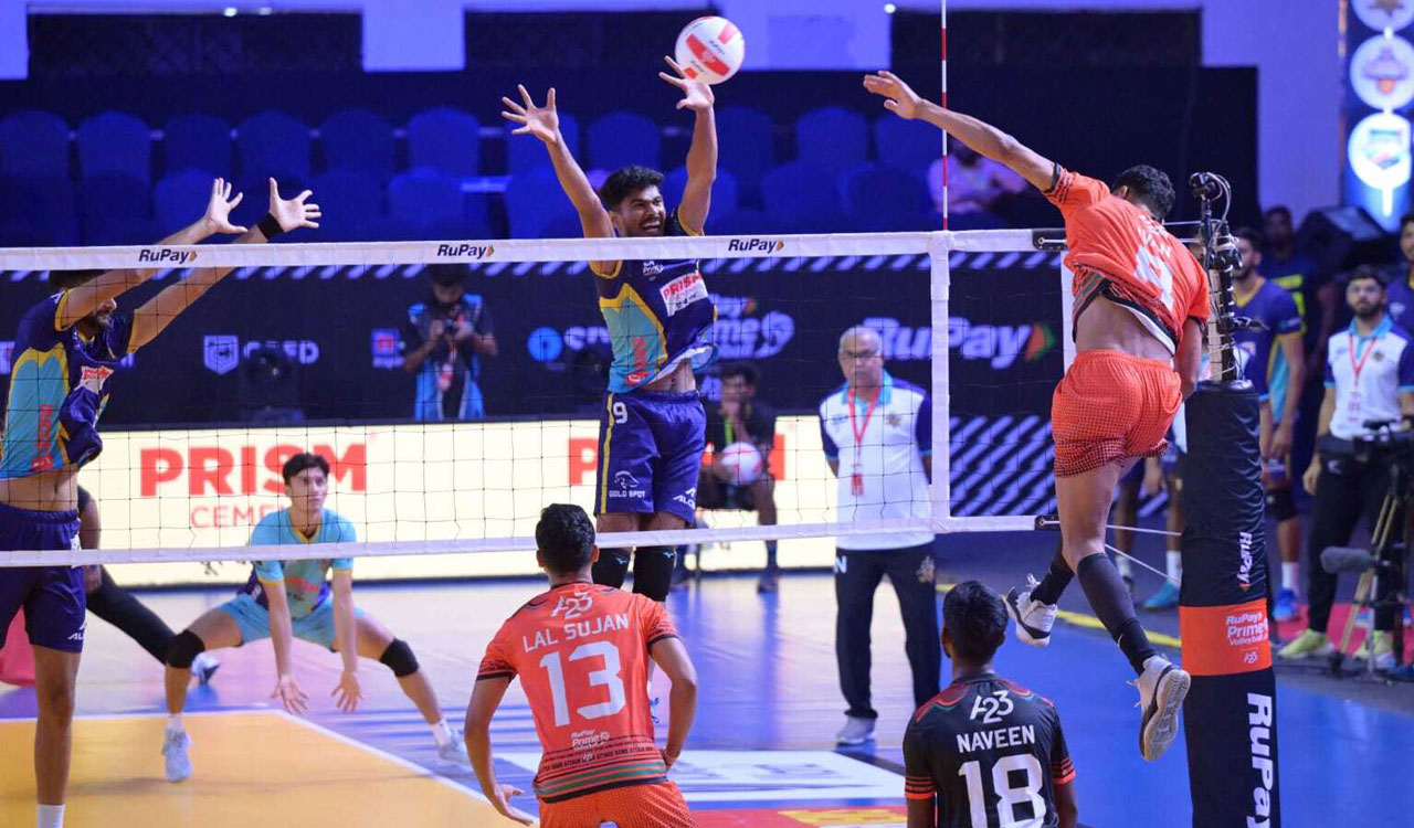 Prime Volleyball League: Hyderabad Black Hawks lose to Delhi Toofans in tense battle