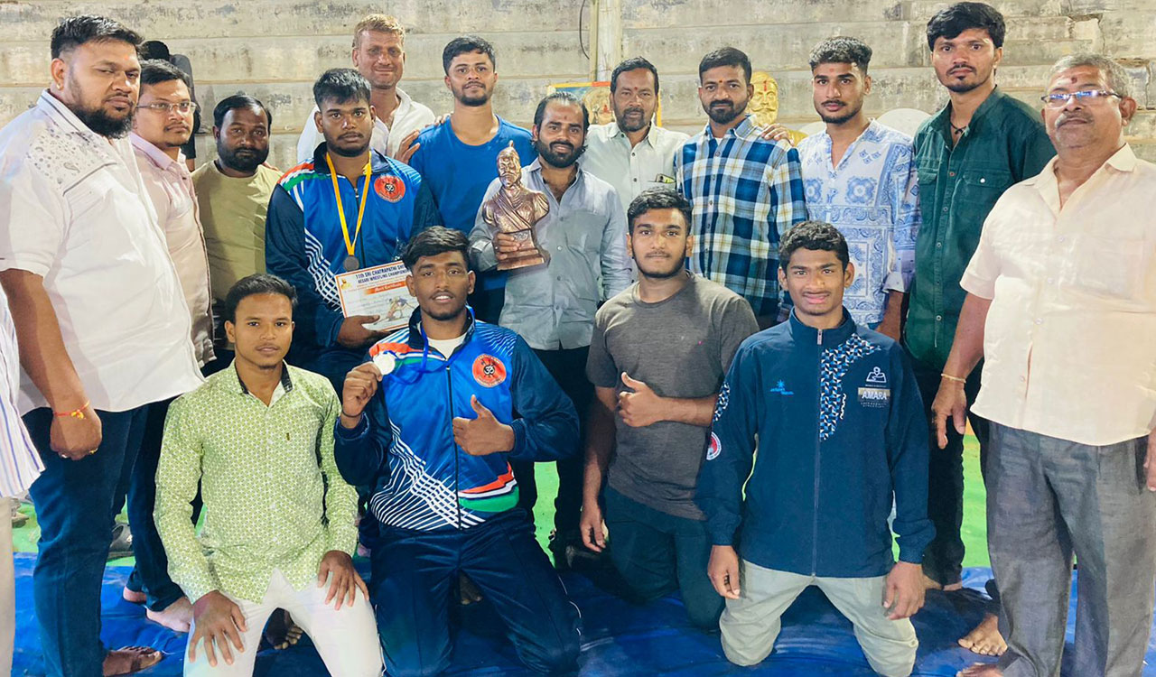 Ratan Singh Ustad Aakhada seal podium finish