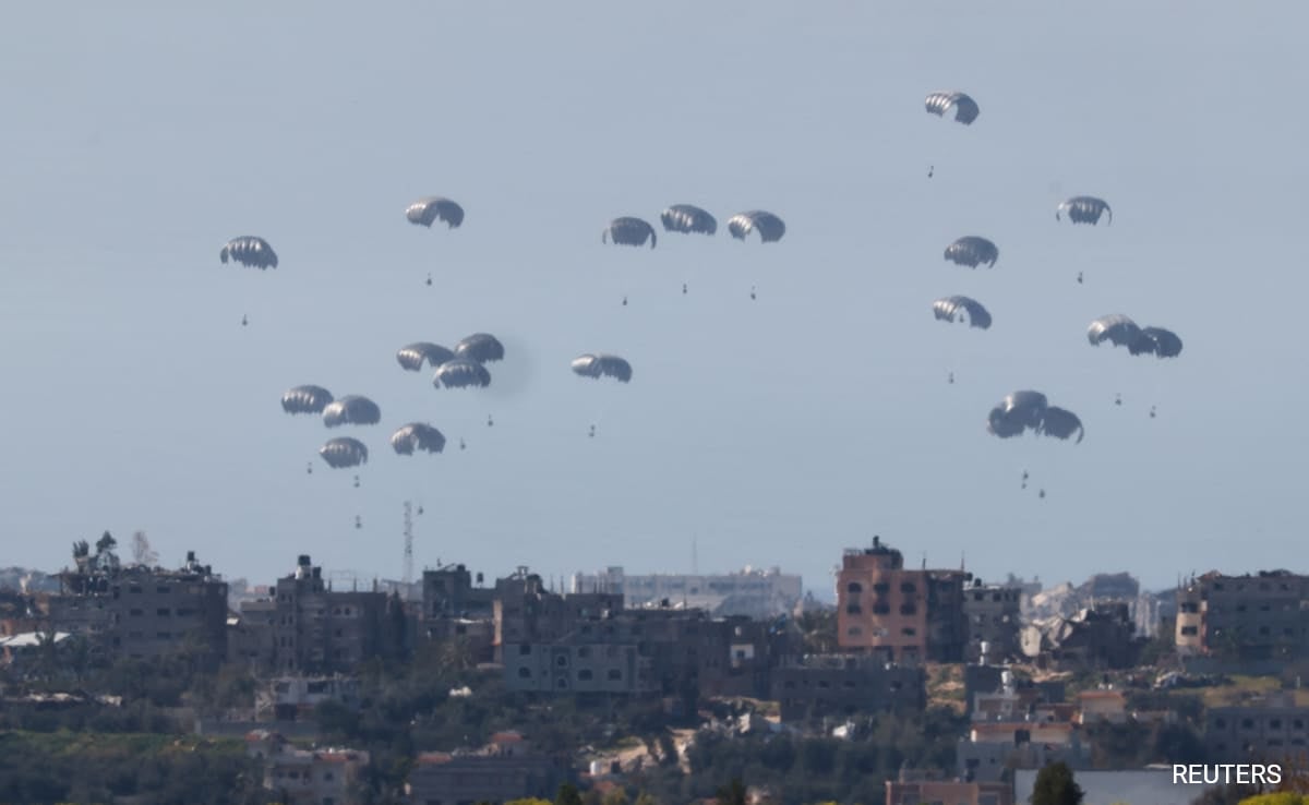 5 Killed, 10 Injured As Gaza Aid Airdrop Parachute Fails To Open