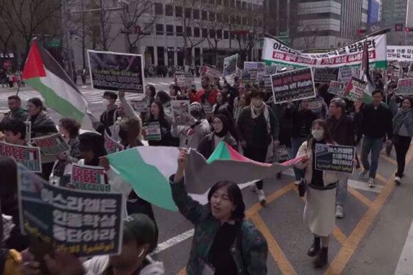 Supporters of Palestine rally and target South Korean exports to Israel