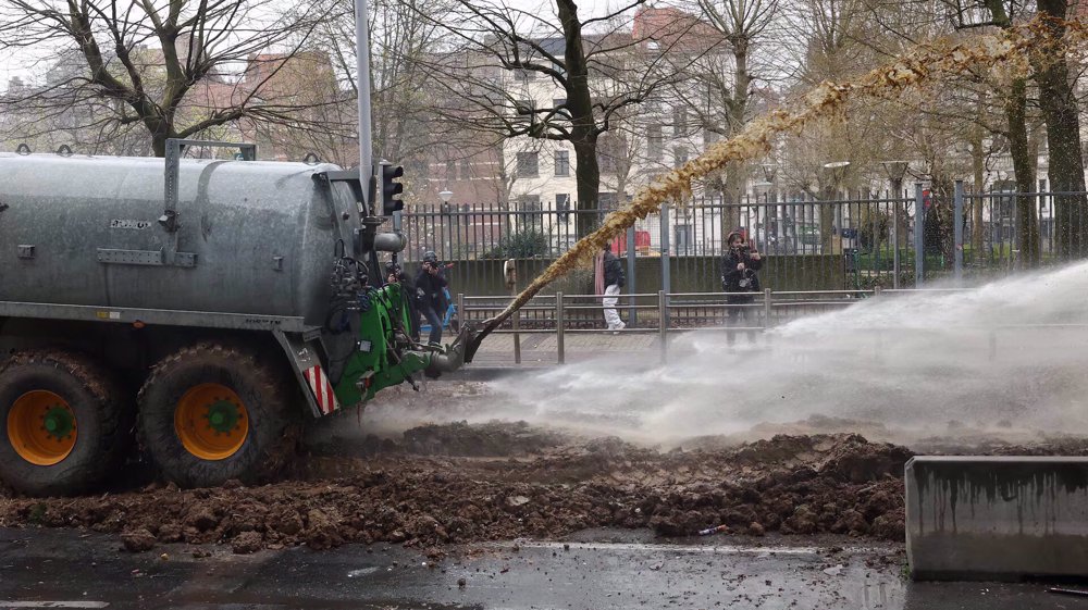 Belgian farmers clash with police during protests against EU's policies