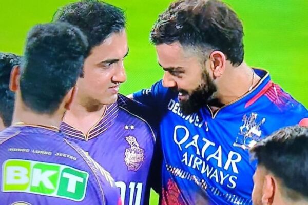 'Moment Of The Day': Kohli Hugs Gambhir, Internet Can't Keep Calm. Watch