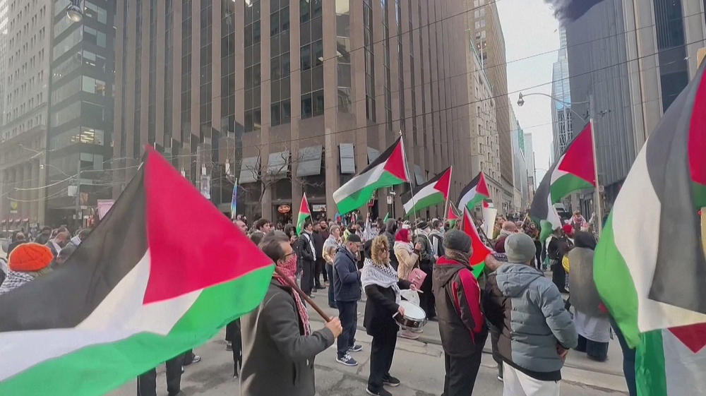 Canadians protest outside Trudeau fundraiser for supporting genocide