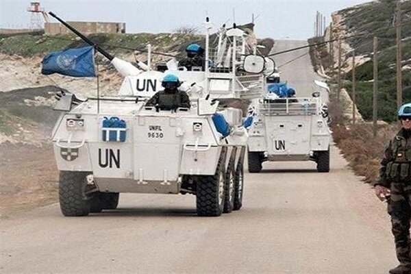 Israeli regime's strike wounds UN observers in south Lebanon