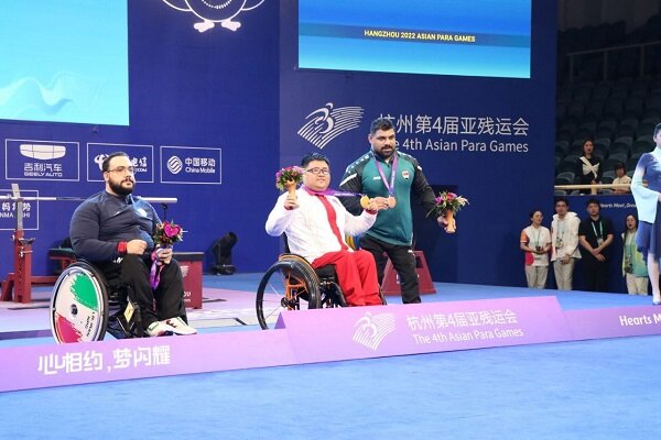 Iranian powerlifters win two more medals at Fazza Dubai 2024