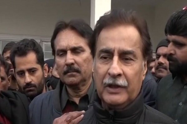 Pakistani lawmakers elect Ayaz Sadiq as new House speaker