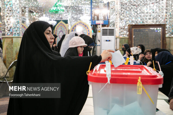 Polling station at Imamzadeh Saleh (AS) holy shrine