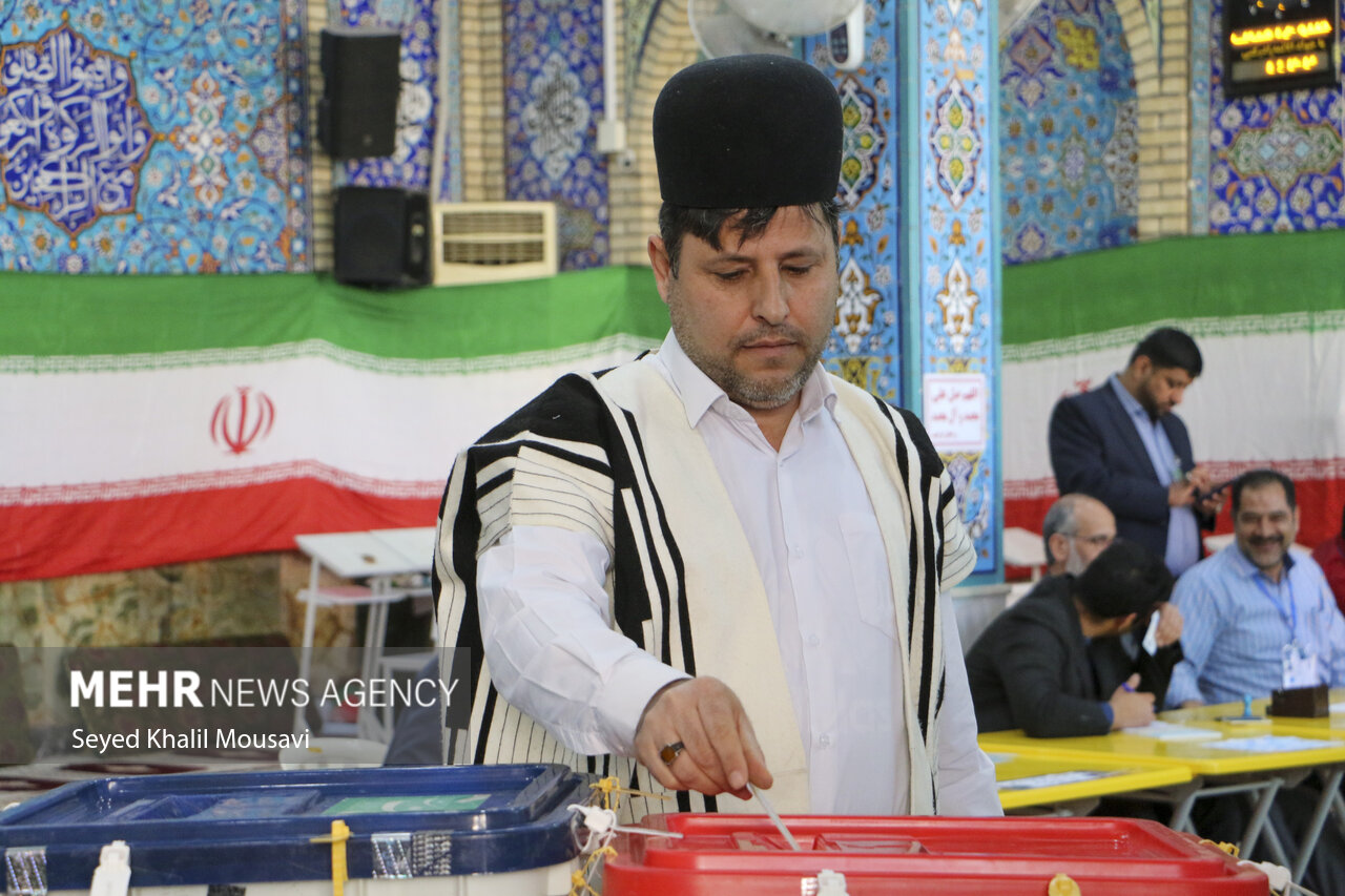 People cast votes in Ahvaz