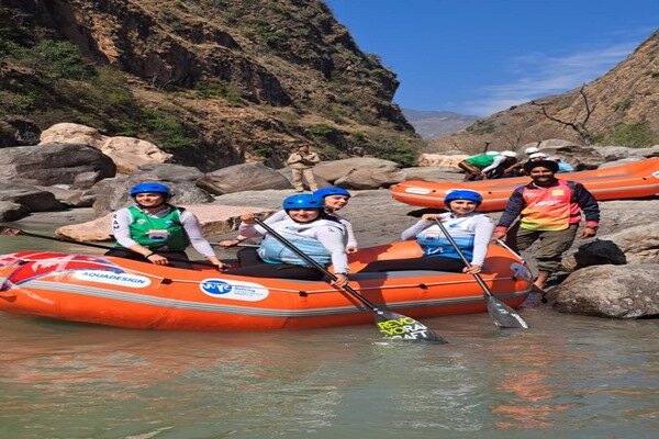 Iranian female rafting team crowned at Asian C’ships