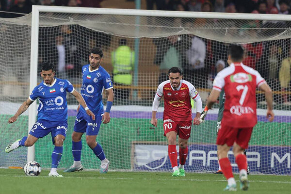 Persepolis, Esteghlal share spoils in Tehran derby