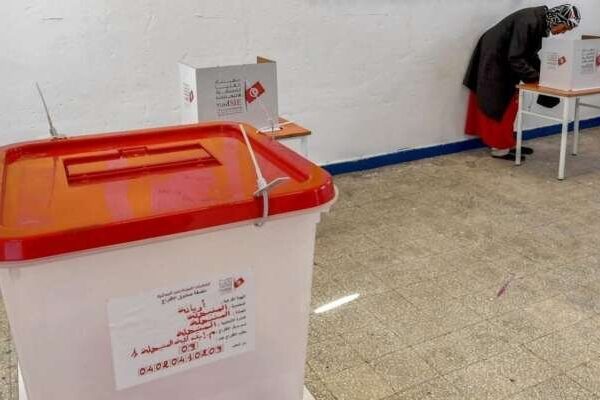 Turkish voters go to polls in local elections