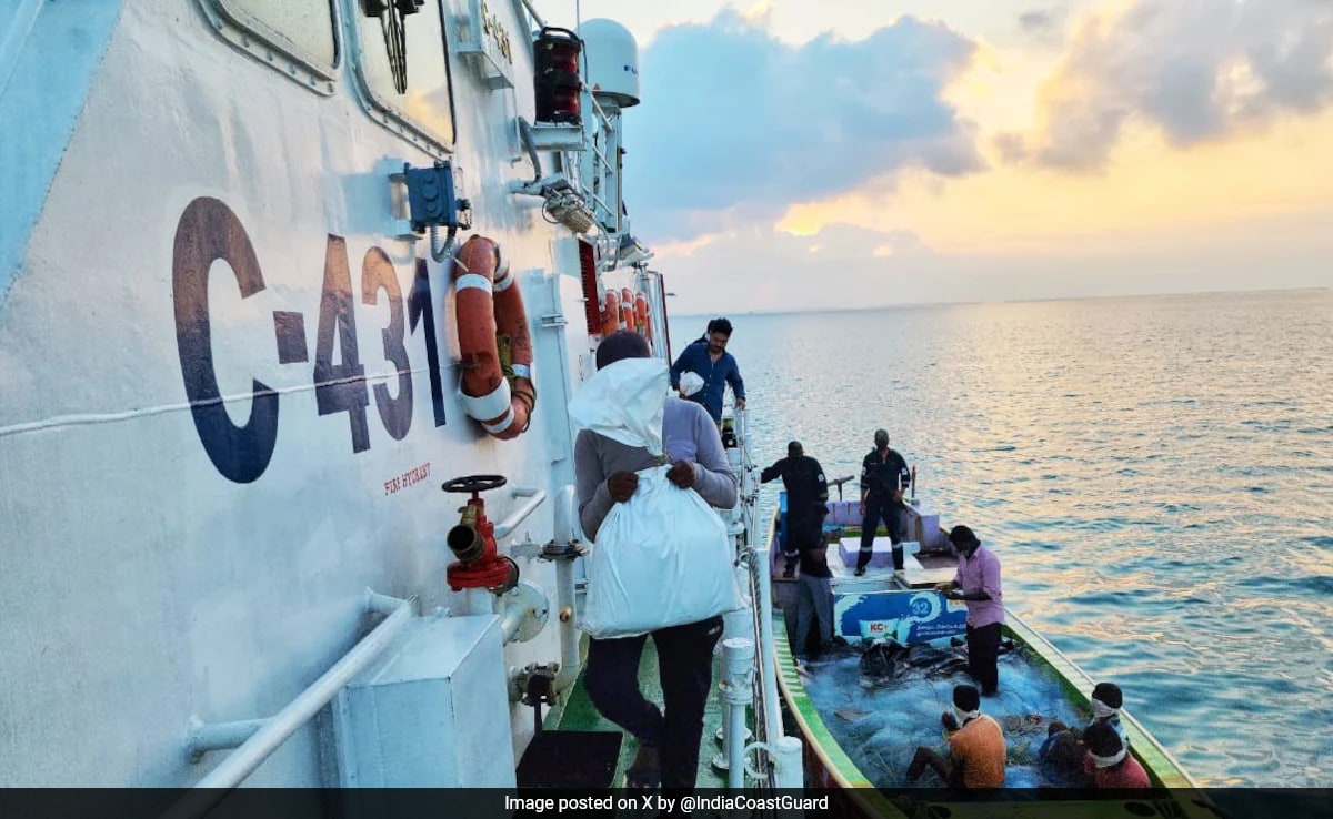 99 Kg Drugs Worth Rs 108 Crore Seized From Boat Near Tamil Nadu Coast