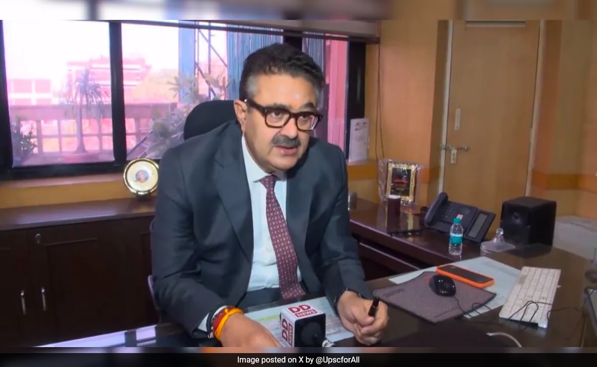 Ex Bureaucrat Navneet Kumar Sehgal Is New Prasar Bharati Chief