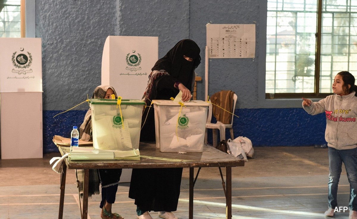 Pakistan Peoples Party Wins Senate Bypolls For 4 Of 6 Seats: Report