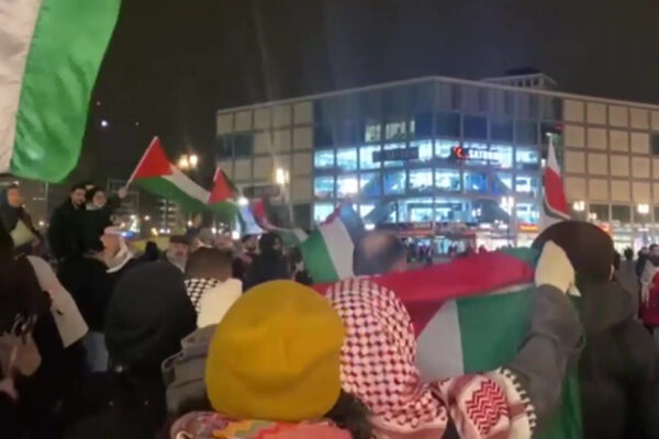 Hundreds of pro-Palestinians protest in Berlin after Israel's deadly aid shooting in Gaza