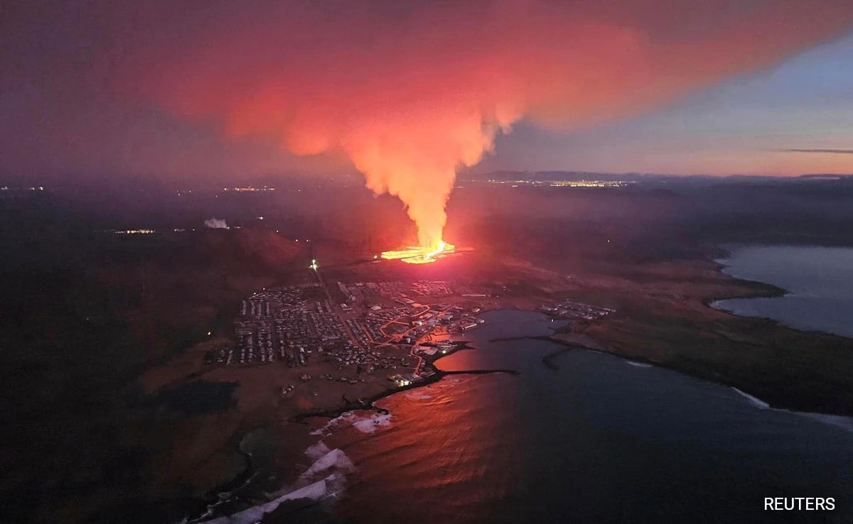 Volcano Erupts Again On Iceland Peninsula, Fourth Time Since December