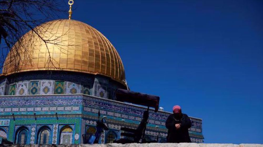 Israeli forces attack Palestinian worshippers, block their entry into al-Aqsa Mosque