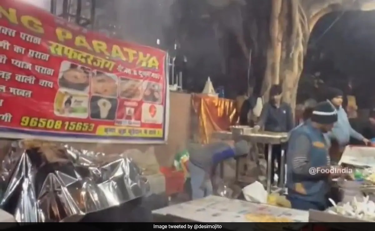 Video: Street Vendor's Dough Tossing Stuns Onlookers, Earns Praise Online