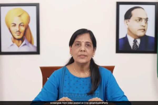 "Send Your Message": Arvind Kejriwal's Wife Sunita Shares WhatsApp Number