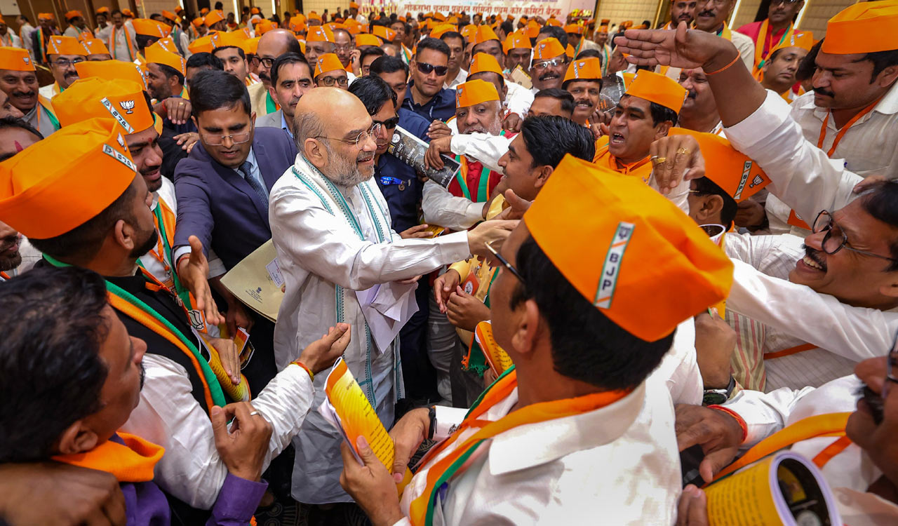 How can parties promoting dynasties strengthen country’s democracy: Amit Shah