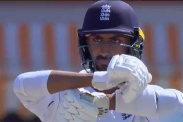 Hilarious! England’s Shoaib Bashir asks for review after getting clean bowled