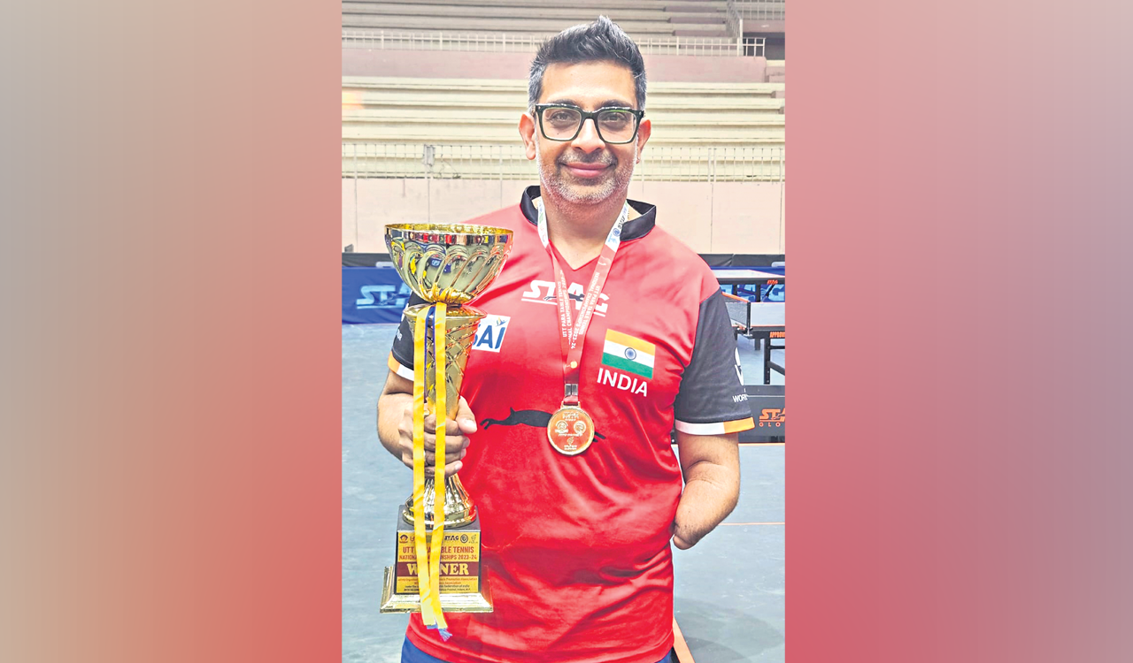 Telangana Hitesh Dolwani sweeps twin title