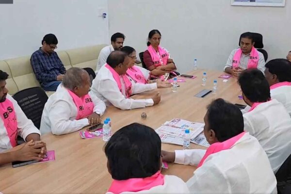 KTR criticises Ranjith Reddy, expresses confidence in Chevella victory