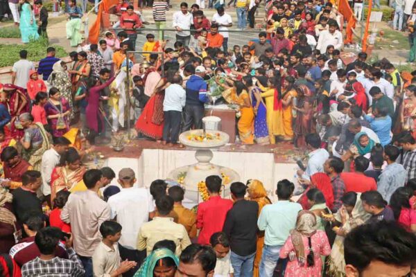 Maha Shivratri celebrations begin amid tight security in UP