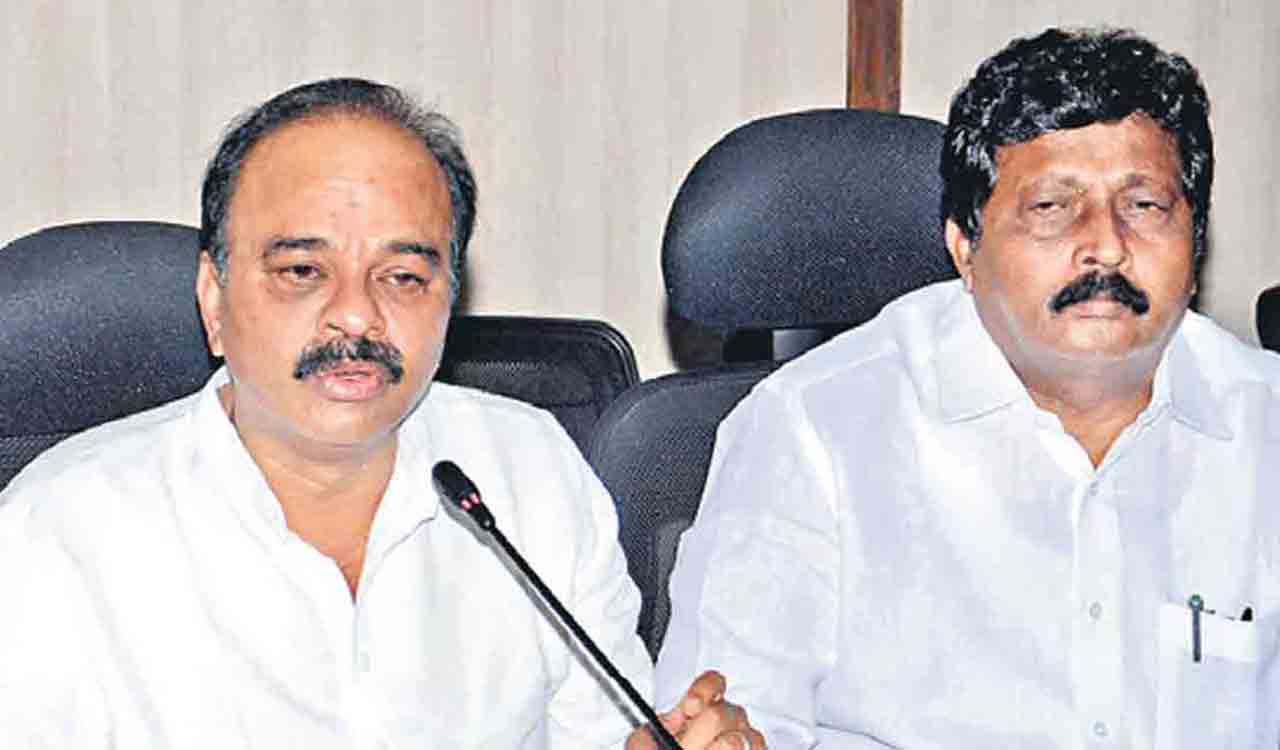 Ranjit Reddy, Danam Nagender join Congress