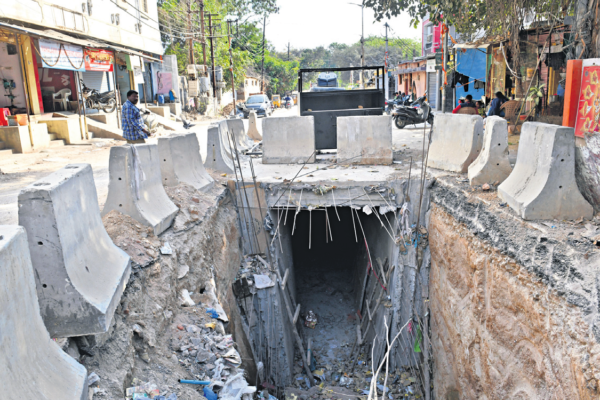 Driving on Hyderabad roads an arduous task