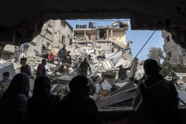 24 hours in Gaza: Israel hits residential areas, hospitals, kills more