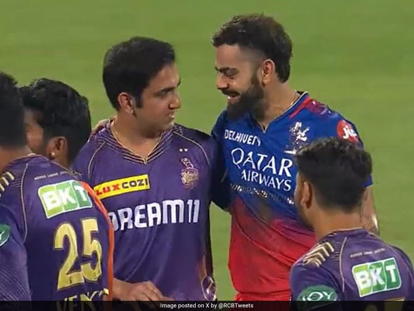 Deserves "Oscar": Gavaskar's Mega Comment On Viral Kohli, Gambhir Hug