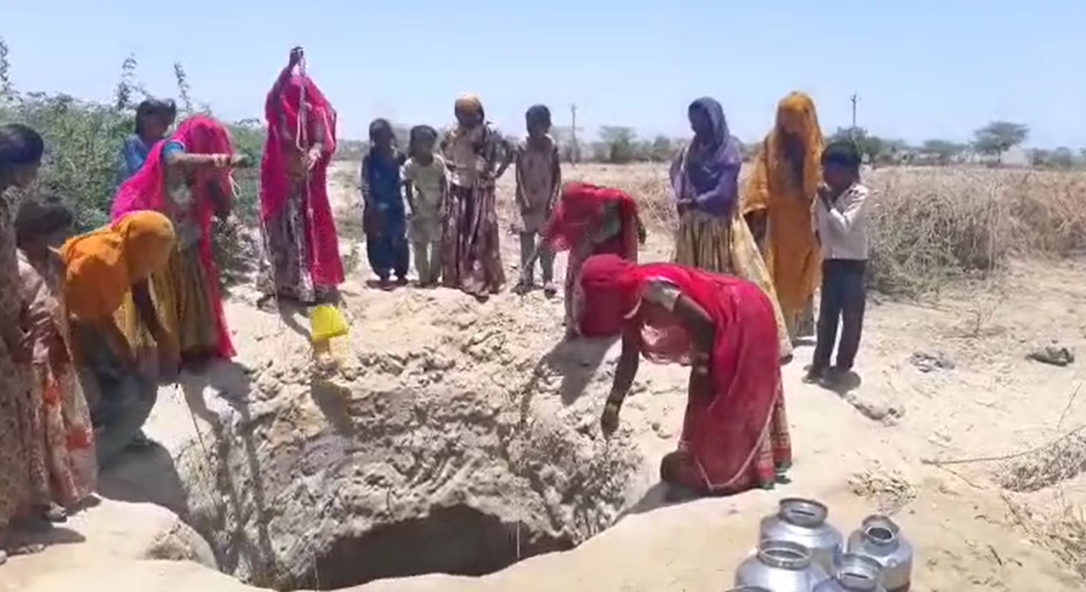 Digging A Pit Every 2 Days, How This Parched Rajasthan Village Gets Water